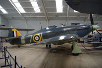 Z7015 @ EGTH - On display. - by Graham Reeve