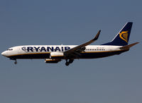 EI-EKY @ LFBH - Landing rwy 27 - by Shunn311