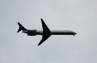 N949DL @ JAX - 1990 Delta McDonnell Douglas MD-88 N949DL on Final Approach to Jacksonville International Airport, Jacksonville, FL - by scotch-canadian