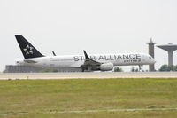 N14120 @ LFPG - whit UNITED due to fusion - by B777juju