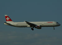 HB-IOD @ LOWW - Swiss Airbus A321 - by Thomas Ranner
