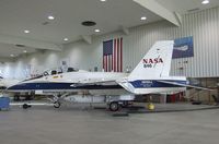 N846NA @ KEDW - McDonnell Douglas F/A-18B Hornet of NASA at the NASA Dryden Flight Research Center, Edwards AFB, CA