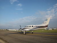 LV-X416 @ KOSH - Taxing in @ EAA 2011