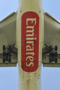 A6-EBQ @ LOWW - Emirates Boeing 777-300 - by Dietmar Schreiber - VAP