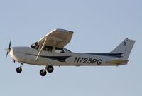 N725PG @ KOSH - Cessna 172S - by Mark Pasqualino