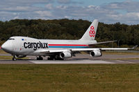 LX-RCV @ ELLX - Spirit of Schengen lines up for departure - by Friedrich Becker