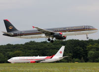 JY-AYG @ LSGG - Landing rwy 23 - by Shunn311