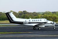 N44MR @ KPDK - Beech 200C Super King Air [BL-27] Atlanta-Dekalb Peachtree~N  21/04/2010. - by Ray Barber