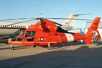 6562 @ KOSH - Aerospatiale HH-65C