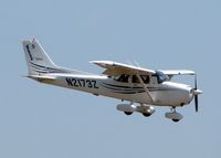 N2173Z @ DTN - Landing at Downtown Shreveport. - by paulp