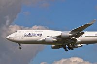 D-ABTL @ EDDF - Boeing 747-430 - by Jerzy Maciaszek