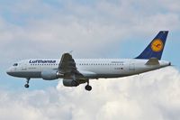 D-AIZI @ EDDF - Airbus 320-214 - by Jerzy Maciaszek