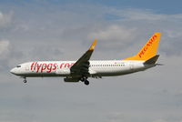 TC-ANP @ EBBR - Arrival of flight PC801 to RWY 25L