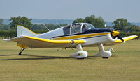 G-AROW @ EGKH - SHOT AT HEADCORN