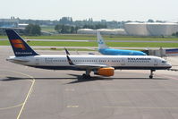 TF-FIP @ EHAM - Icelandair - by Chris Hall