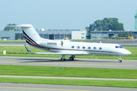 N450QS @ EHAM - NetJets - by Chris Hall