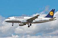 D-AILN @ EDDF - Airbus A319-114 - by Jerzy Maciaszek