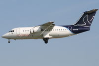 OO-MJE @ EBBR - Arrival of flight SN2808 to RWY 25L - by Daniel Vanderauwera