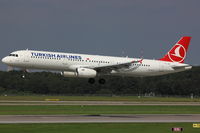 TC-JRT @ EDDL - Turkish Airlines, Airbus A321-231, CN: 5667, Name: Alacati - by Air-Micha