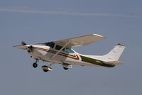 N95640 @ KOSH - Cessna 182Q