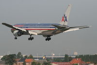 N39367 @ EBBR - Flight AA088 is descending to RWY 25L - by Daniel Vanderauwera