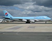 HL7605 @ LFPG - No fewer than 87 Boeing 747s were operated by KE at one time or another. Out of the 41 still around, half are freighters