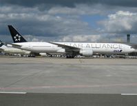 JA731A @ LFPG - Out of 49 Triple Sevens serving ANA, 26 are stretched 300s - by Alain Durand