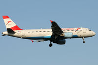 OE-LBV @ VIE - Austrian Airlines - by Chris Jilli