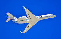 N218EC @ KLAS - N218EC 2001 Gulfstream Aerospace G-V C/N 656

Las Vegas - McCarran International (LAS / KLAS)
USA - Nevada, August 21, 2011
Photo: Tomás Del Coro - by Tomás Del Coro