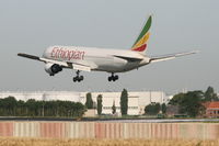 ET-ALH @ EBBR - Flight ET704 is descending to RWY 25L