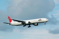 JA8942 @ RJCC - JAL B777-346 Approch at rwy 19L - by A.Itoh