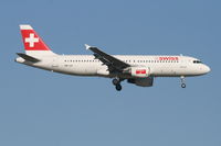HB-IJX @ EBBR - Arrival of flight LX786 to RWY 02 - by Daniel Vanderauwera