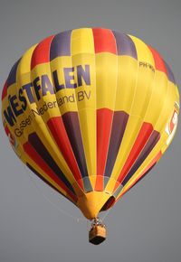 PH-WGN - Westfalen Gassen Nederland - by ghans