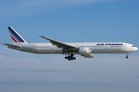 F-GSQP @ LFPO - Air France