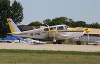 HB-PNZ @ KOSH - Piper PA-24-260