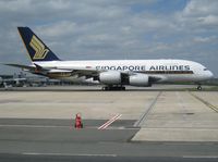 9V-SKC @ LFPG - Singapore Airlines has been serving Paris since 1973 when things started to/from ORY with Boeing 707s