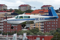 SE-GXI @ ESSB - Registered to ITplan Flyg AB - by Roger Andreasson
