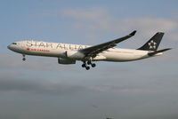 C-GHLM @ EBBR - Arrival of flight AC832 to RWY 25L - by Daniel Vanderauwera