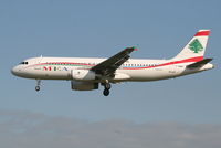 F-OMRO @ EBBR - Arrival of flight ME215 to RWY 25L