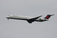 N920DN @ DTW - Delta MD-90