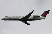 N8888D @ DTW - Pinnacle CRJ
