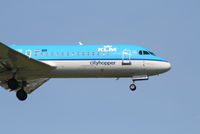 PH-KZE @ EBBR - Arrival of flight KL1723 to RWY 02