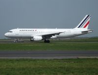F-GKXY @ LFPG - leased from ILFC - by Alain Durand