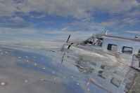 N45CF @ EDMT - Beech 18 Twinbee.com