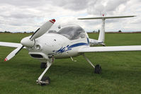 G-XKKA @ X5SB - Diamond HK-36 TTC Super Dimona at Sutton Bank, N Yorks, August, 2011. - by Malcolm Clarke