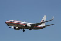 N916AN @ KORD - Boeing 737-800 - by Mark Pasqualino