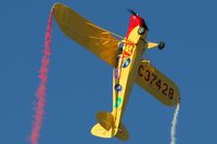 N37428 @ KOSH - Performing at Airventure 2011.