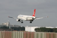 TC-JRS @ EBBR - Flight TK1937 is descending to RWY 25L