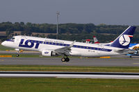 SP-LIN @ VIE - LOT Polish Airlines