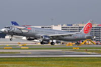 OE-LEZ @ VIE - Fly Niki